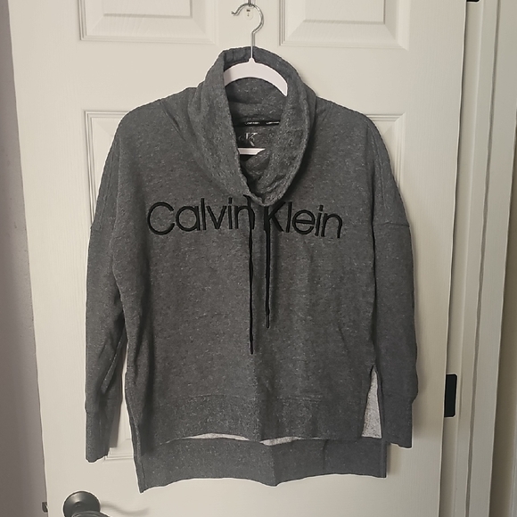 Calvin Klein Tops - Calvin Klein Gray Knit Top